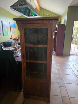 Glass cabinet