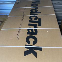 Nordictrack 6.5 Si Treadmill Brand New In Box 🔥