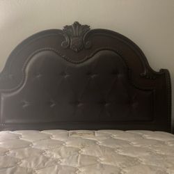 Cal King Bedroom Set