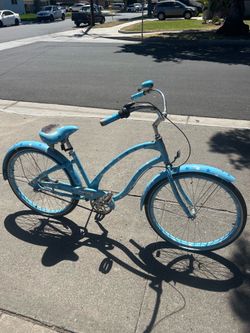 Three speed aluminum Electra beach cruiser bicycle