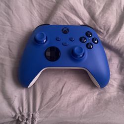 Xbox Series X Wireless Controller (Shock Blue)