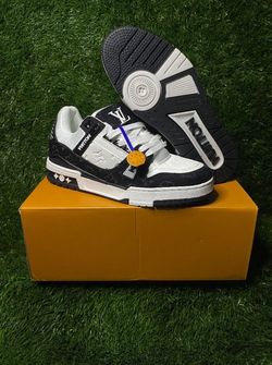 Louis Vuitton Trainer Low-Top Sneakers