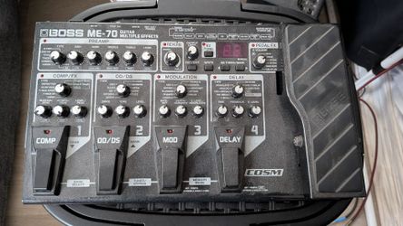 Boss ME-70 Guitar Multiple Effects Pedal Box and Manual Excellent!