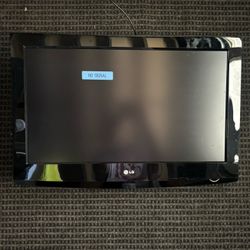 32” LG TV