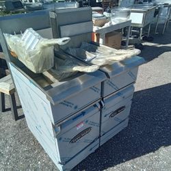 SERV-WARE 40 POUND DEEP FRYER