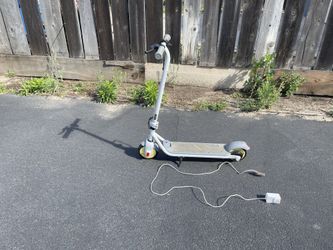 Electric scooter