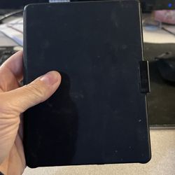 Amazon Kindle 8th Gen 4GB 