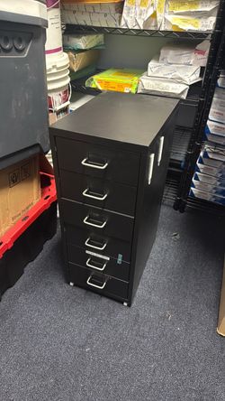 6 drawer supply cabinet