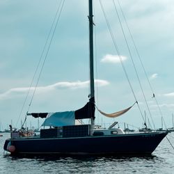 1976 Tratan 30' Sailboat - Well Kept, Title in Hand - Coconut Grove Marina