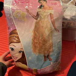 Ladies Belle costume