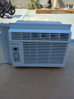 Window AC Air Conditioner