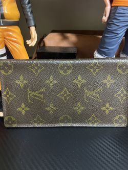 Louis Vuitton vintage monogram wallet  100% authentic. Used in good condition