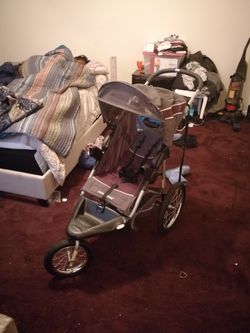 Jogger stroller