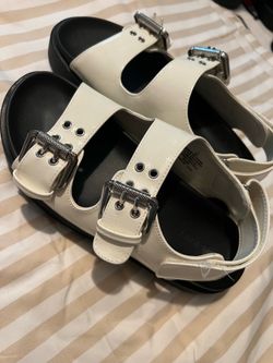 Women’s Old Navy - White Sandals
