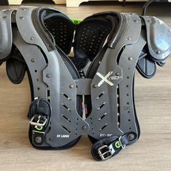 Deshawn Williams football shoulder pads