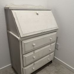 White Wood Dresser Pantry Kitchen Or Bedroom Piece W Drawers Farmhouse Look Distressed Paint- Pick Up Only Main Cross Streets jackrabbit & camelback