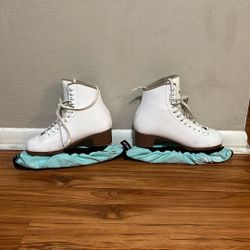 Jackson Excel figure skates