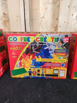 LEGOS