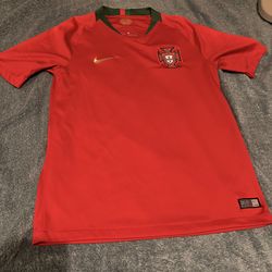 Portugal 2018 home jersey size small