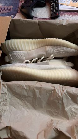 YEEZY BOOST 350