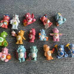 Lot of 16 Vintage 1983 and 1984 KENNER Care Bears.
