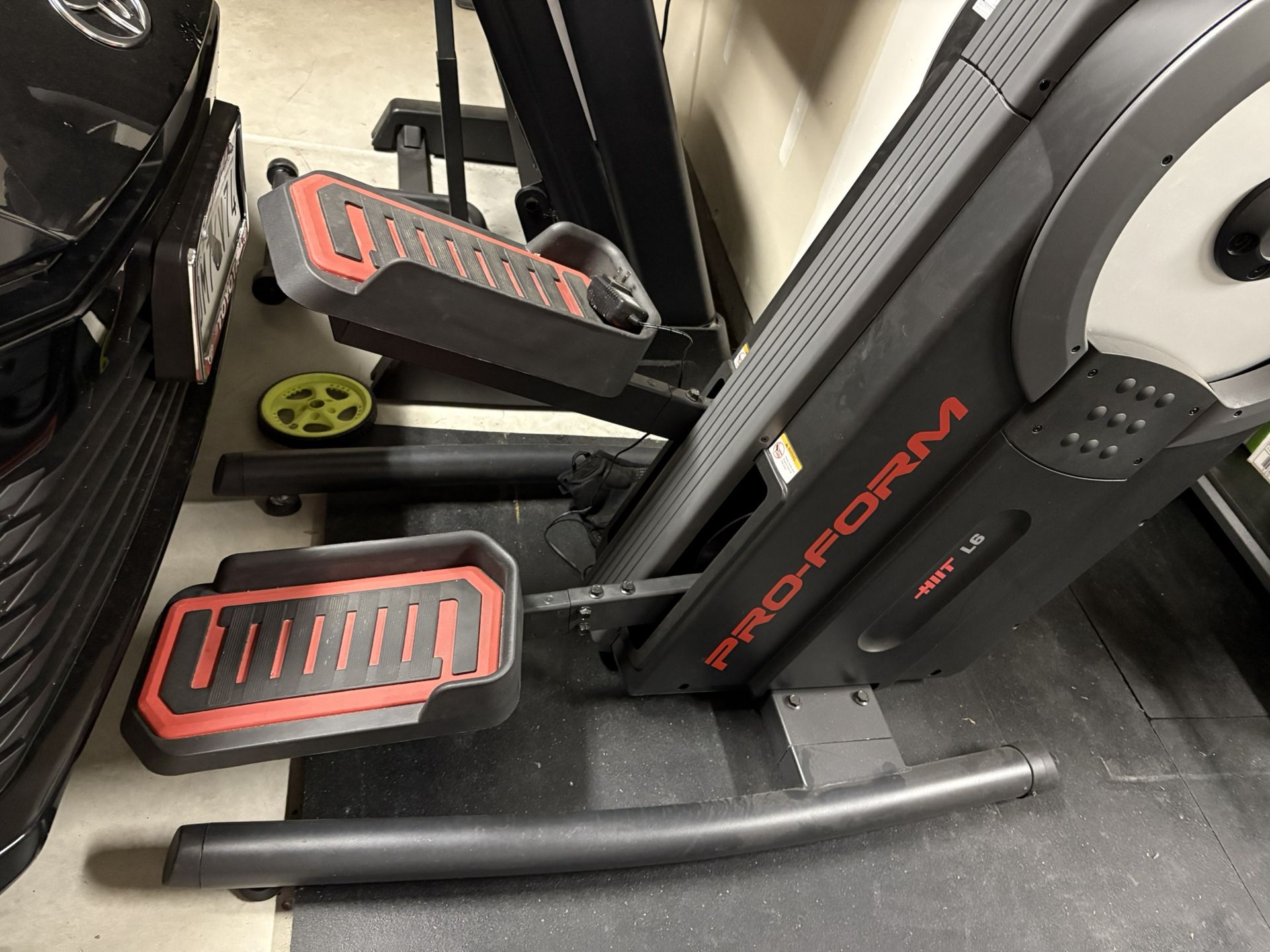 Elliptical Perform HIIT From Costco