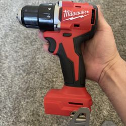 Milwaukee M18 Brushless Drill/Driver