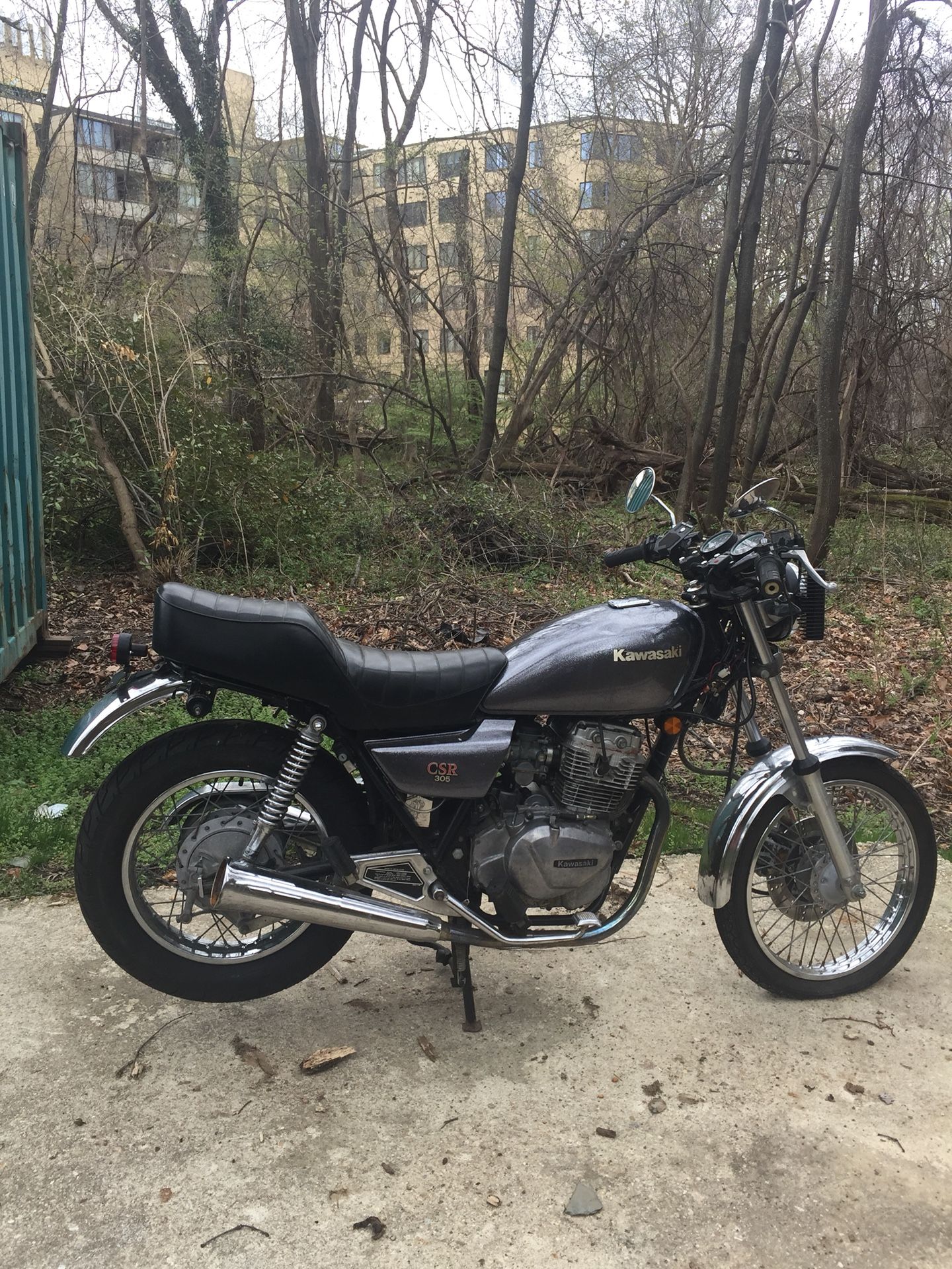 Kawasaki KZ305