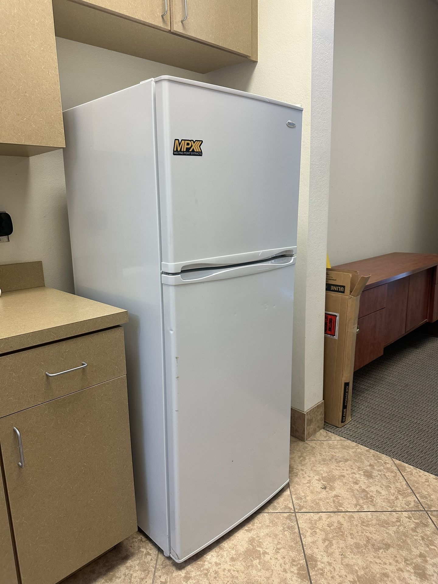 Refrigerator / Freezer