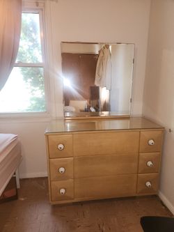 Vintage dresser
