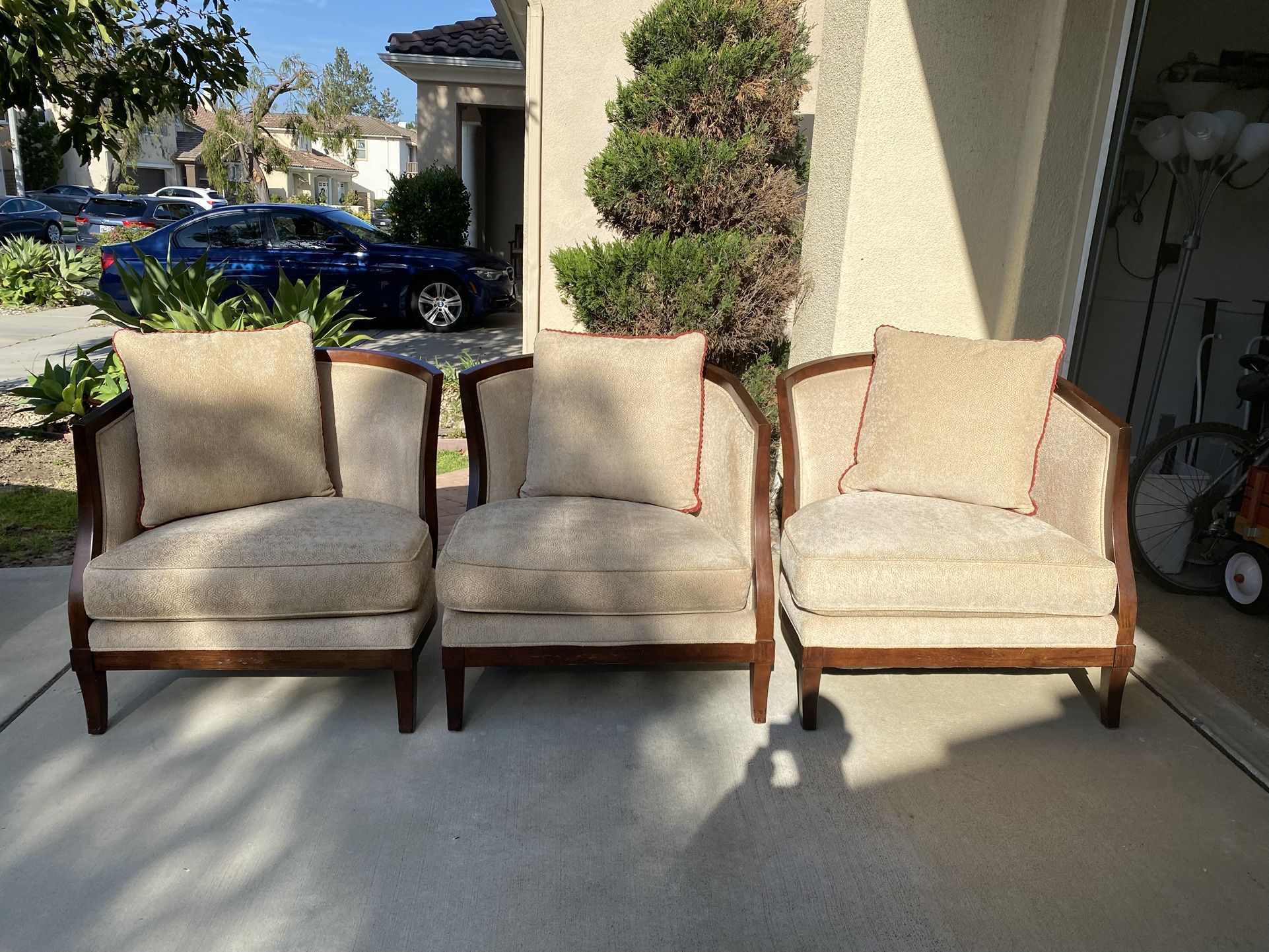 Contemporary Upholstered Chairs