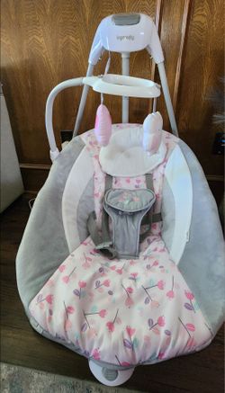 Baby swing Ingenuity lightweight compact 6-speed multidirection