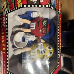 vintage M&M's "At the Movies" 3D limited edition candy dispenser