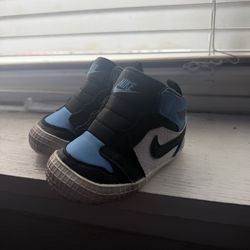 Baby stuff for pickup