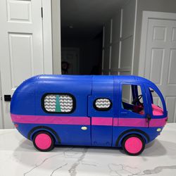 LOL Surprise! 4-in-1 Glamper Fashion Camper with Accessories 