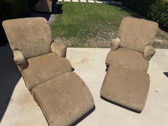 Pair of Upholstered Recliner Chairs with Ottomans