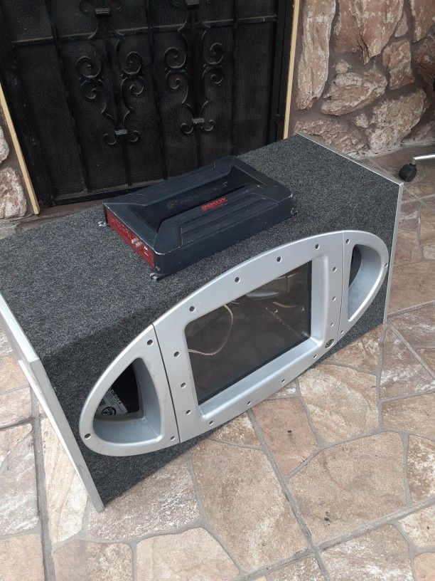 Pioneer Amp And Subwoofers Combo for Sale in San Diego, CA OfferUp