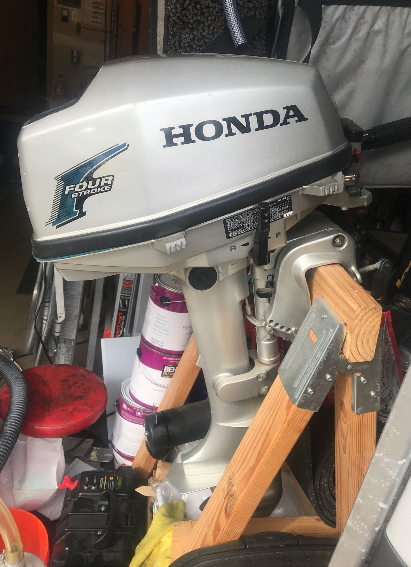 Honda 5 HP 4 Stroke Outboard Engine for Sale in Black Diamond, WA OfferUp