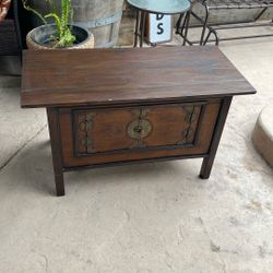 Beautiful Coffee Table!! 
