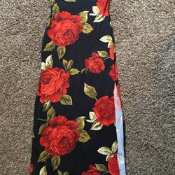 Women’s Roses Maxi Dress Size Large Worn Once 