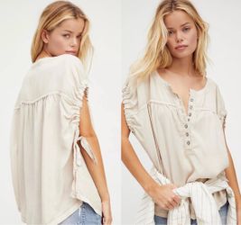 $98 PRE-OWNED Free People Dust Storm Summer Love Drawstring Sleeves Top XS
