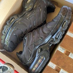 Nike Air Max Plus TN Men’s 9 