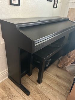 Black Piano