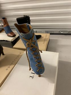 100 For 7 Pair Of Woman Fashion boots