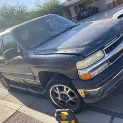 2003 Chevy Tahoe Parts 
