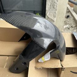 Carbon fiber front fender for 2006/2010 suzuki  gsxr600/750