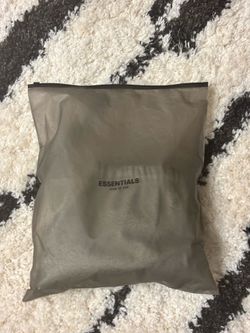 Essentials shorts fear of god