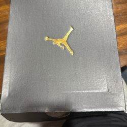 Jordan 11 2y White/igloo