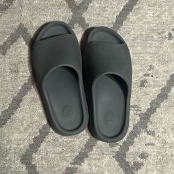 Yeezy Slides