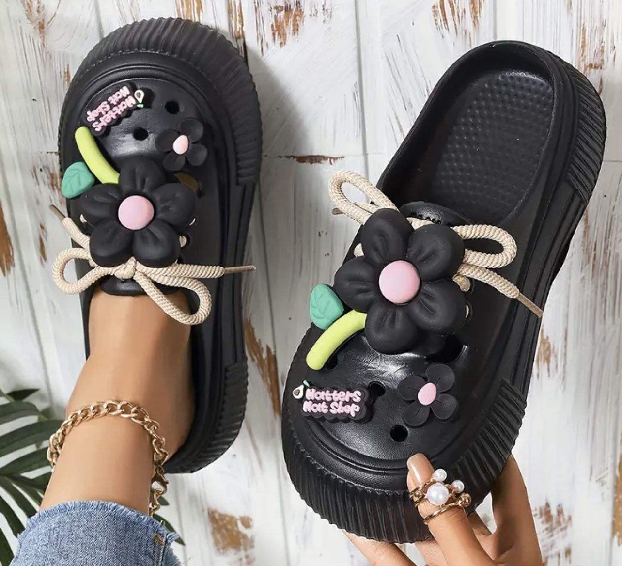 Women Flower Design Clogs Soft Insoles Comfortable 